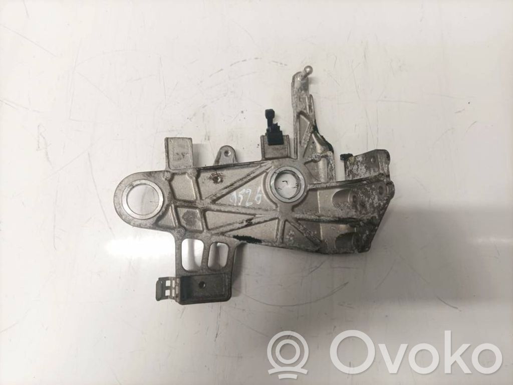 Mercedes-Benz C W204 Suport motor 