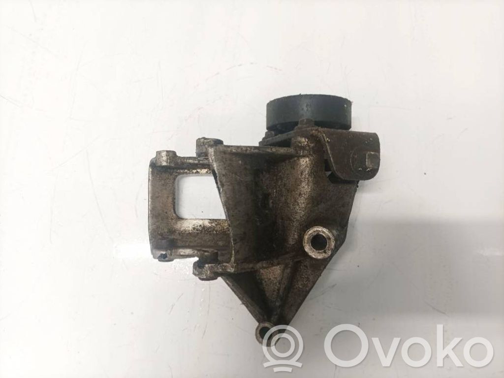 Rover 414 - 416 - 420 Engine mounting bracket 