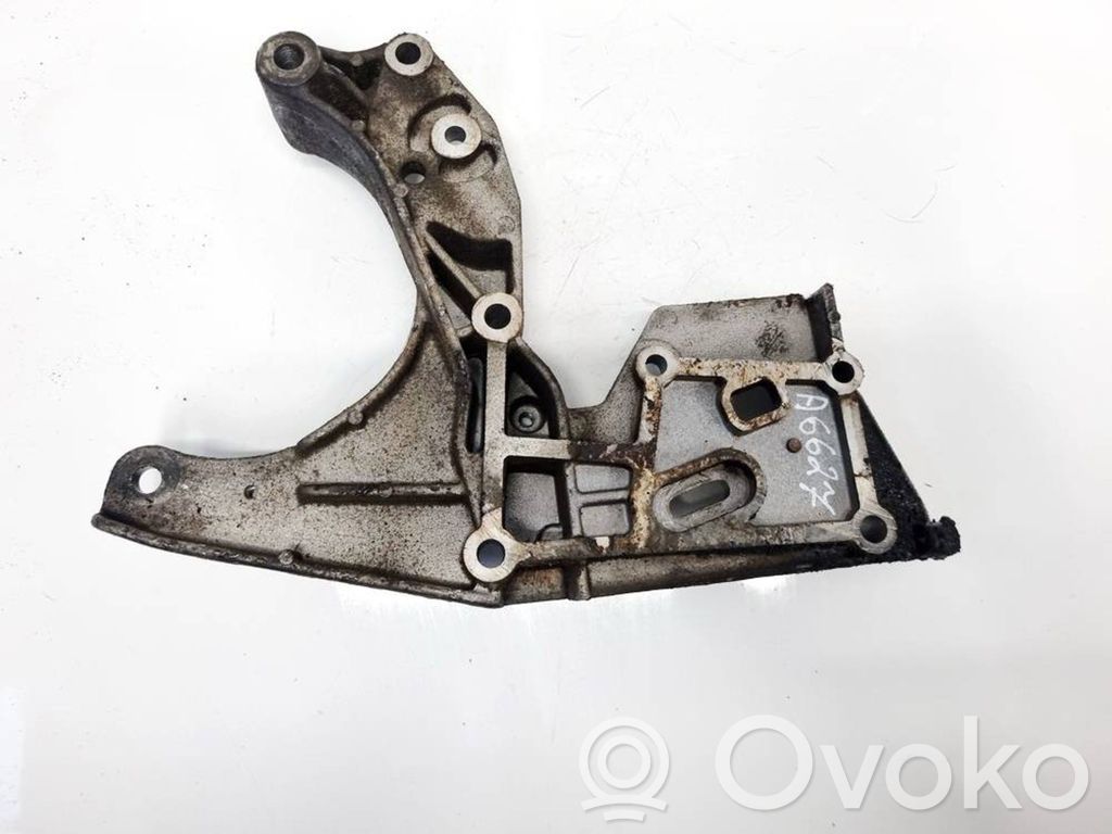 Fiat Stilo Engine mounting bracket 