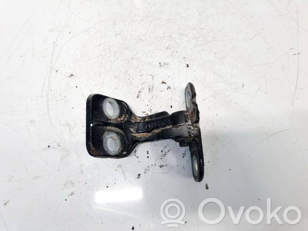 Land Rover Range Rover Evoque L551 Bisagra inferior de la puerta trasera 