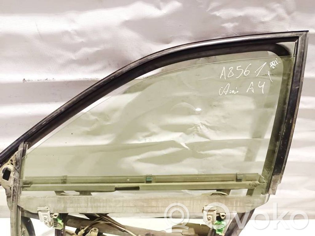 Audi A4 S4 B5 8D Geam ușă față patru uși 