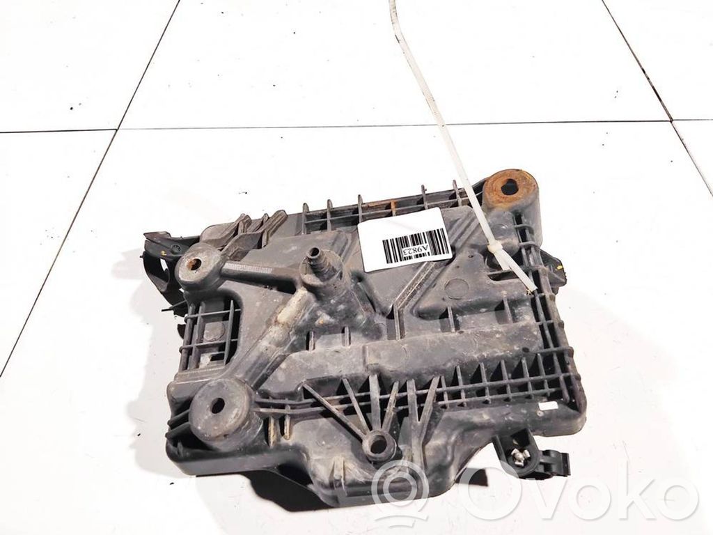 Fiat Punto (188) Vassoio scatola della batteria 