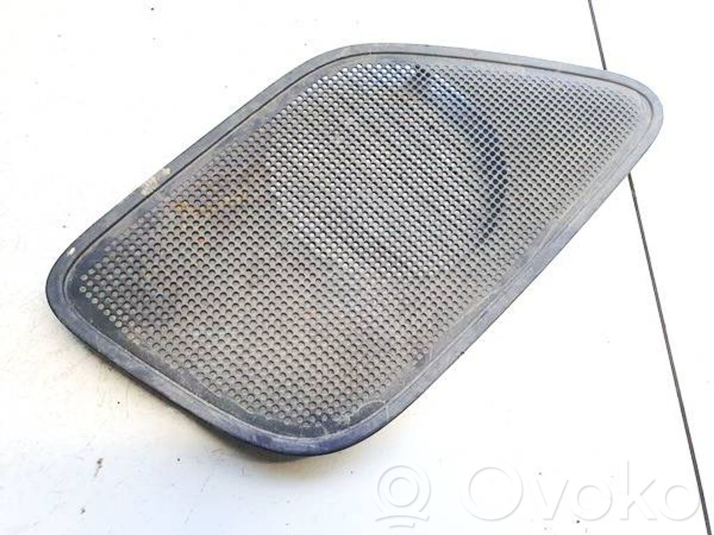 Ford Galaxy Sivukaiuttimen suoja 