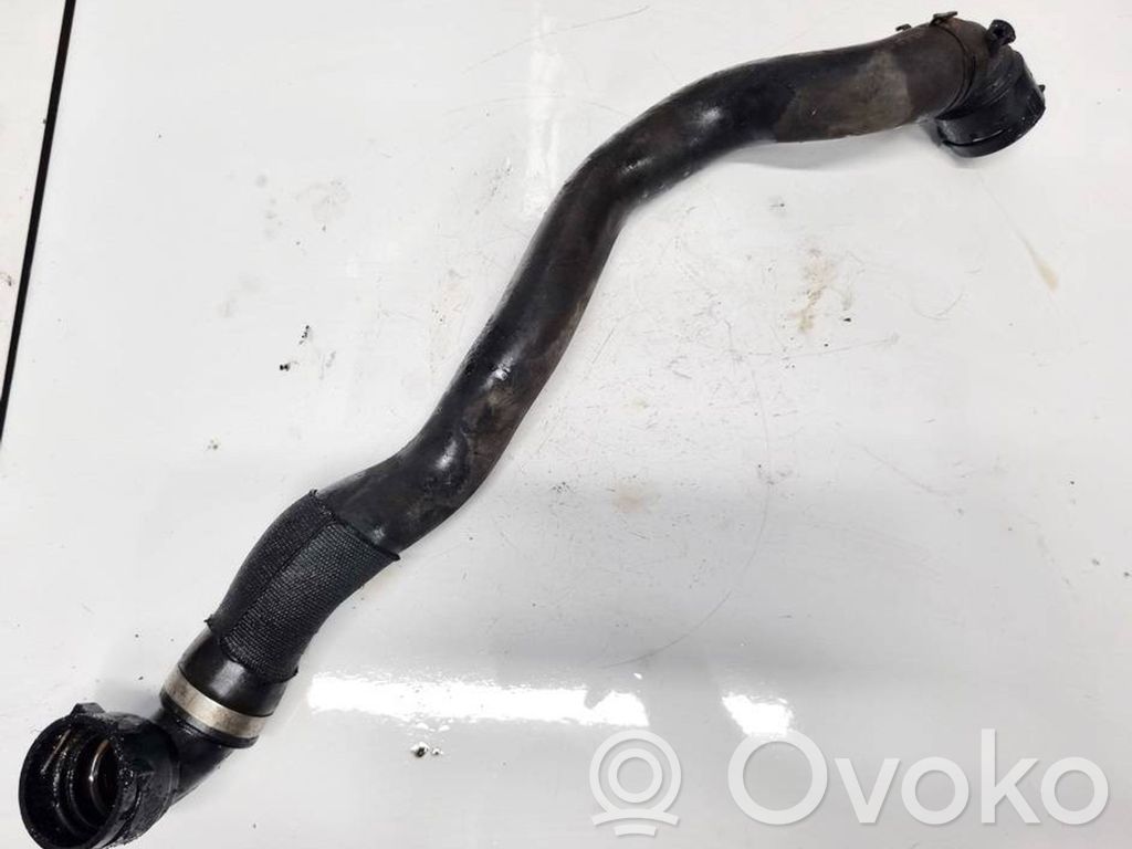 Skoda Superb B6 (3T) Conductă/furtun lichid de răcire motor 