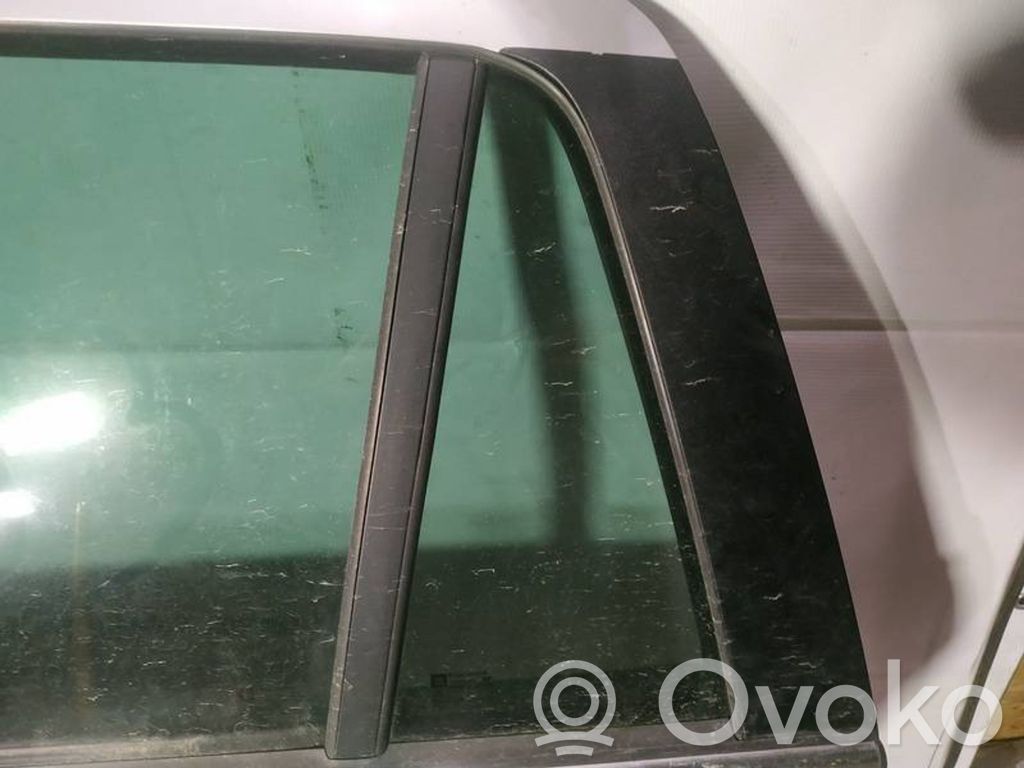 Opel Astra H Fenêtre latérale vitre arrière