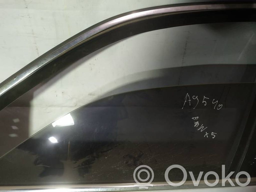 BMW X5 E70 Vetro del finestrino della portiera anteriore - quattro porte