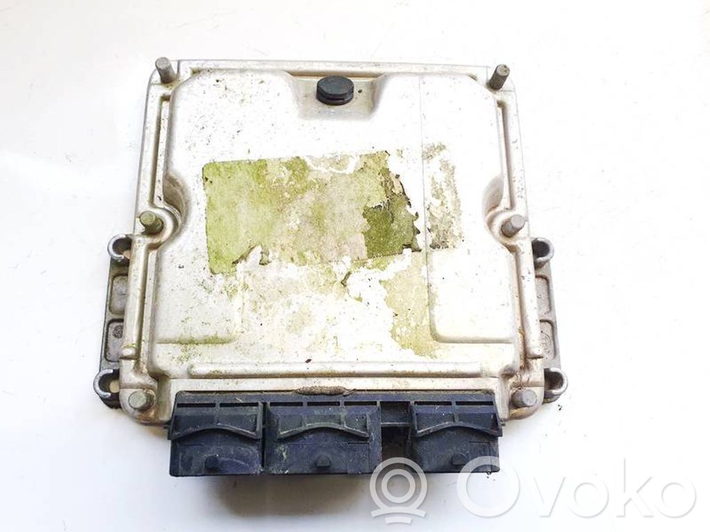 Citroen C8 Engine mounting bracket 