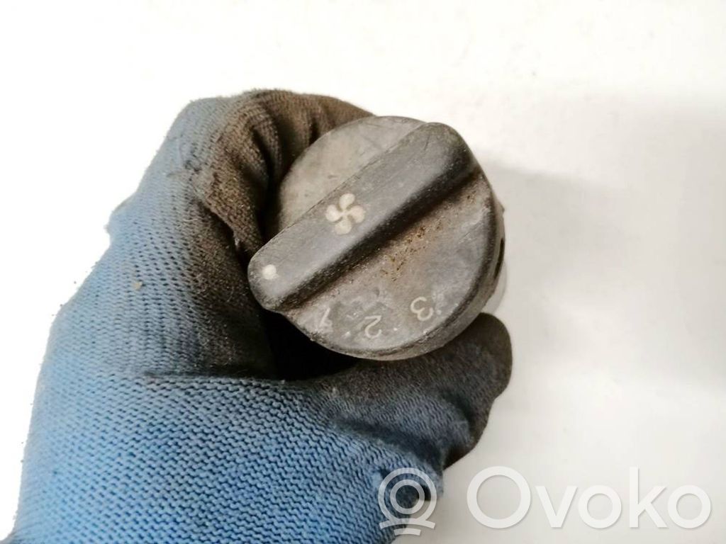 Ford Courier Light switch 