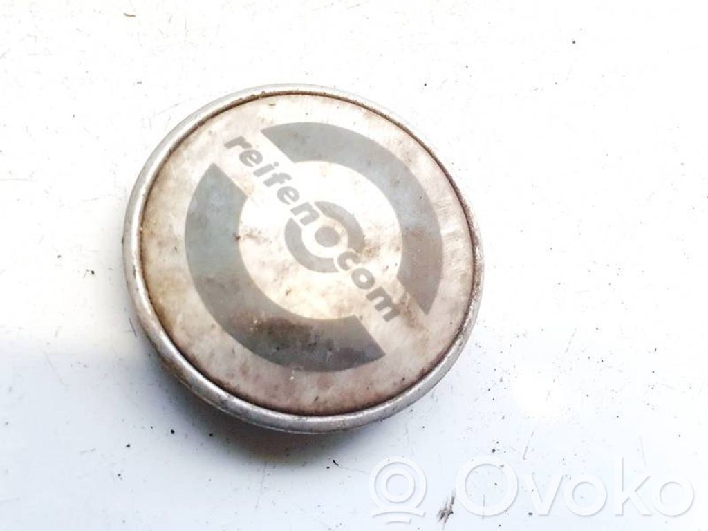 Volkswagen Golf V Capac roată original 
