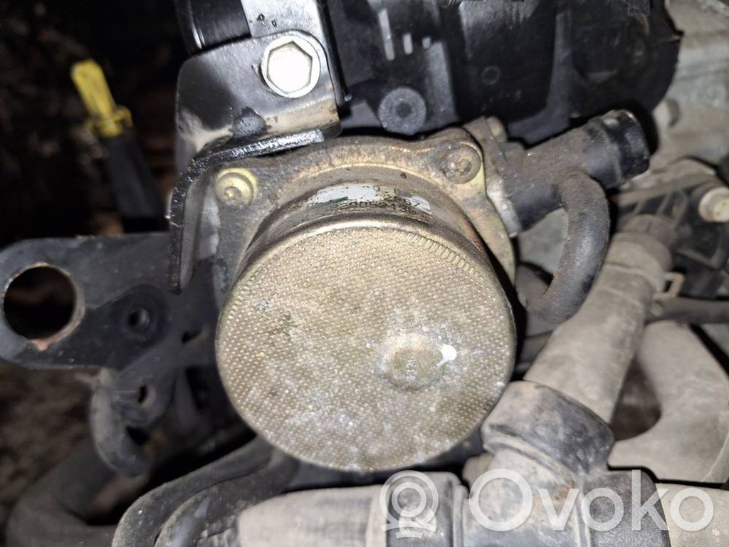Nissan Note (E11) Pompa a vuoto