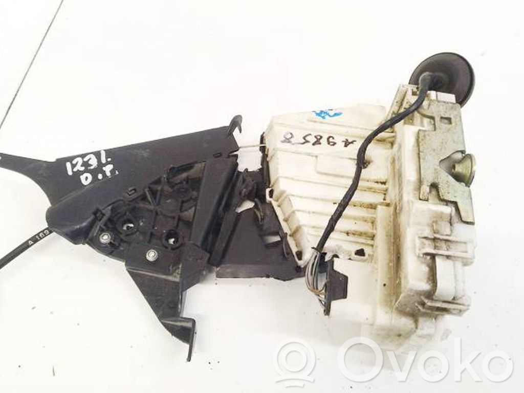 Mercedes-Benz B W245 Serratura portiera anteriore