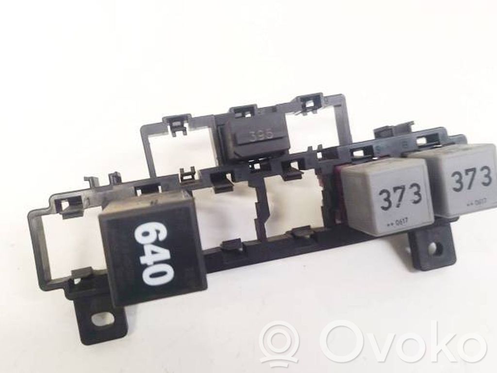 Audi A4 S4 B7 8E 8H Set cutie siguranțe 
