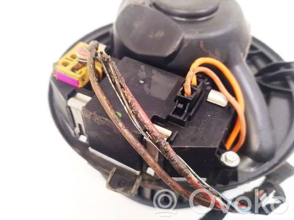 Volkswagen PASSAT CC Motor aerotermă/rezistor ventilator 