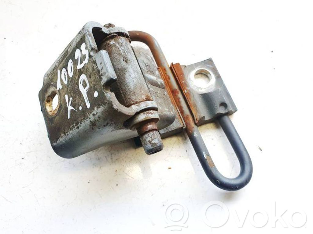 Volkswagen Golf IV Charnière supérieure de porte avant