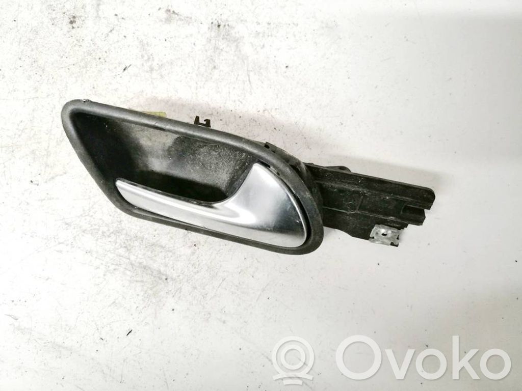 Volkswagen Golf V Manecilla interna puerta delantera 