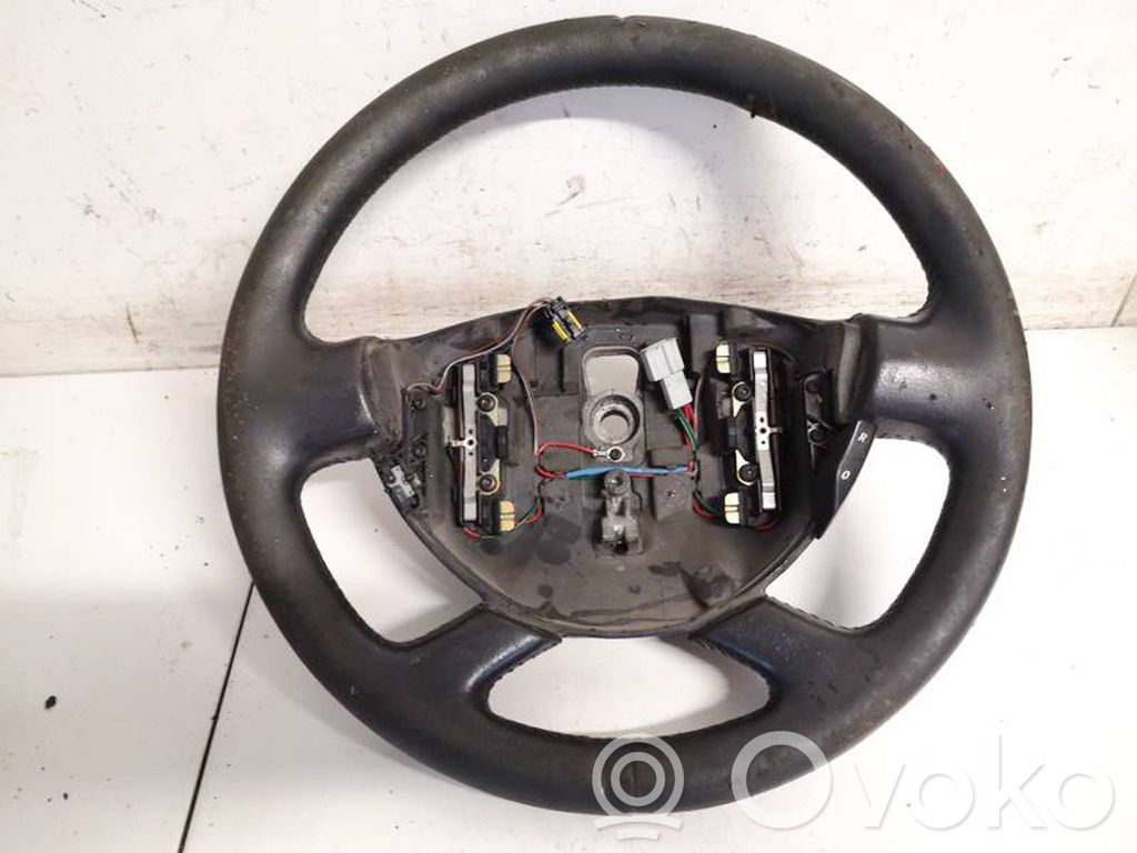Volante   8200004211,8200202303,8200004211,8200202303