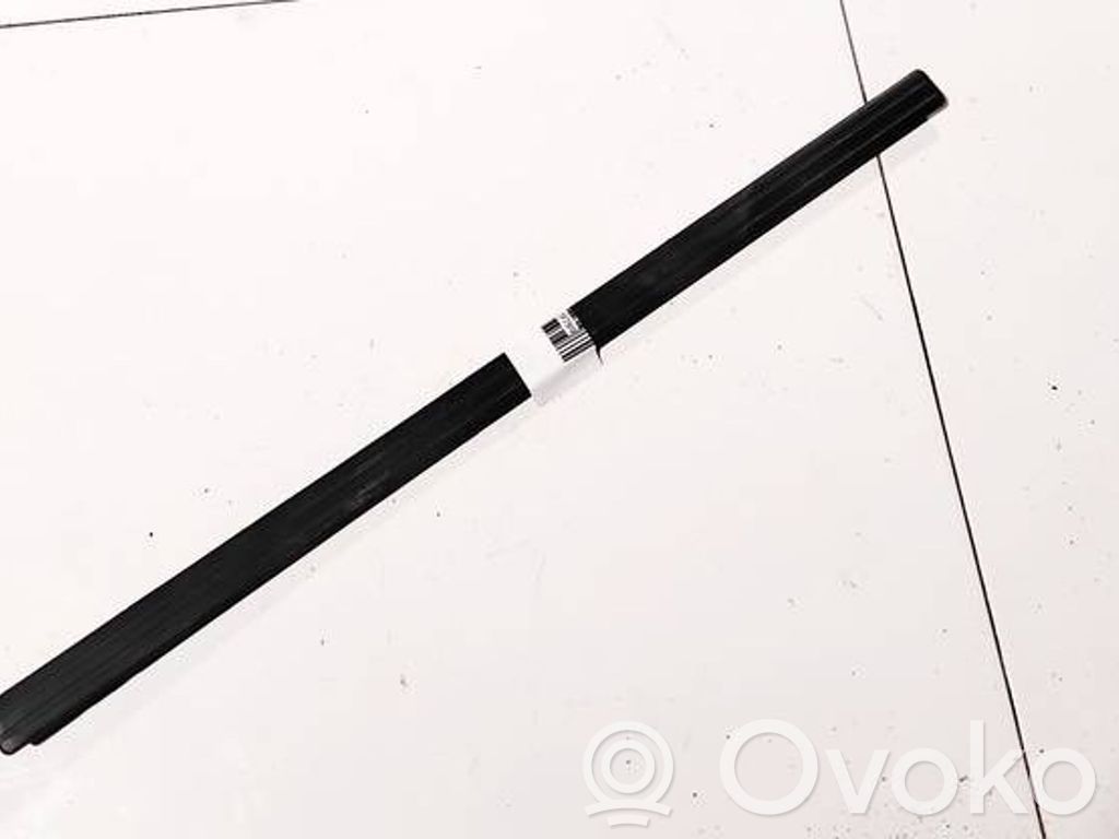Audi 100 S4 C4 Listwa progowa przednia 
