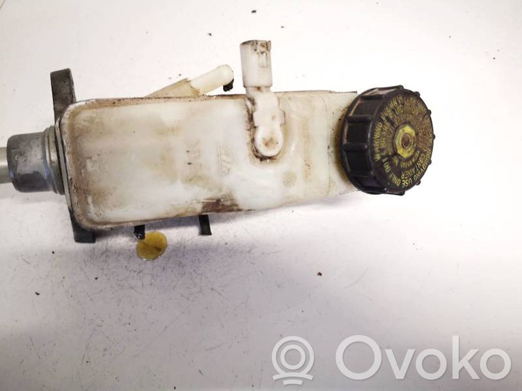 Toyota Yaris Jarrunestesäiliö 