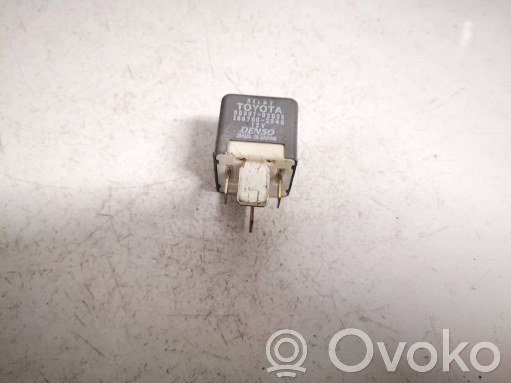 Lexus IS 220D-250-350 Alte relee 