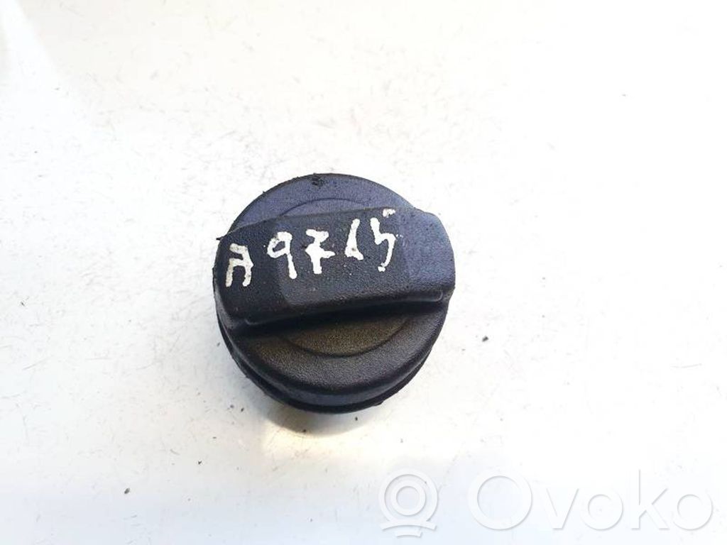 Volkswagen Golf III Tappo del serbatoio del carburante