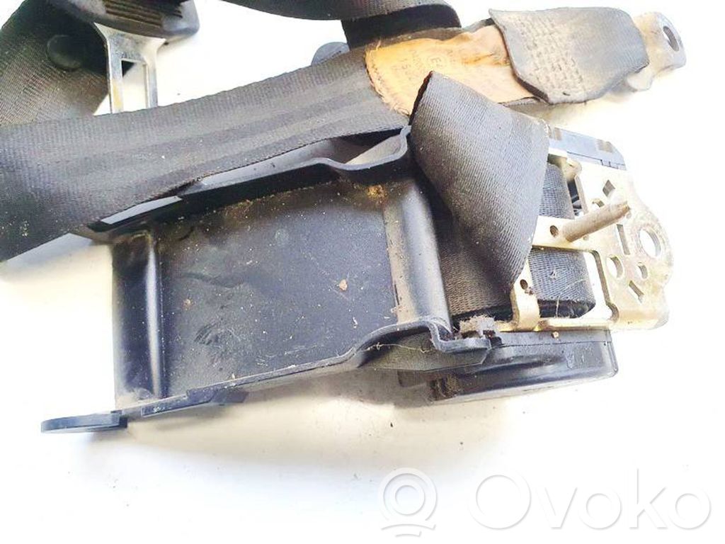 Volkswagen Golf III Cinturón trasero 