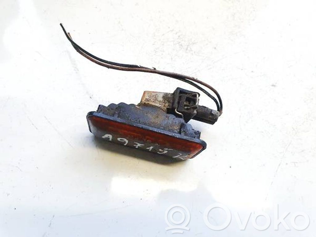 Volkswagen Golf III Indicatore di direzione del parafango anteriore