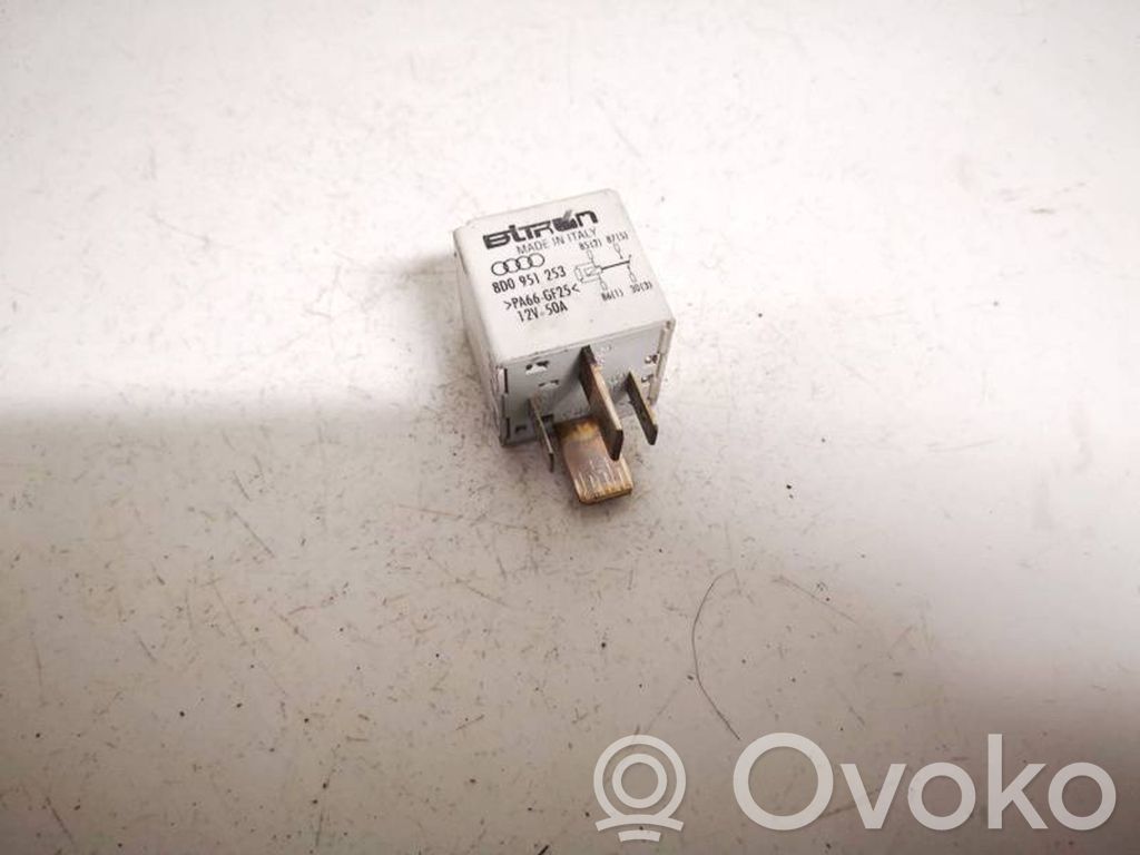 Audi A8 S8 D3 4E Altri relè