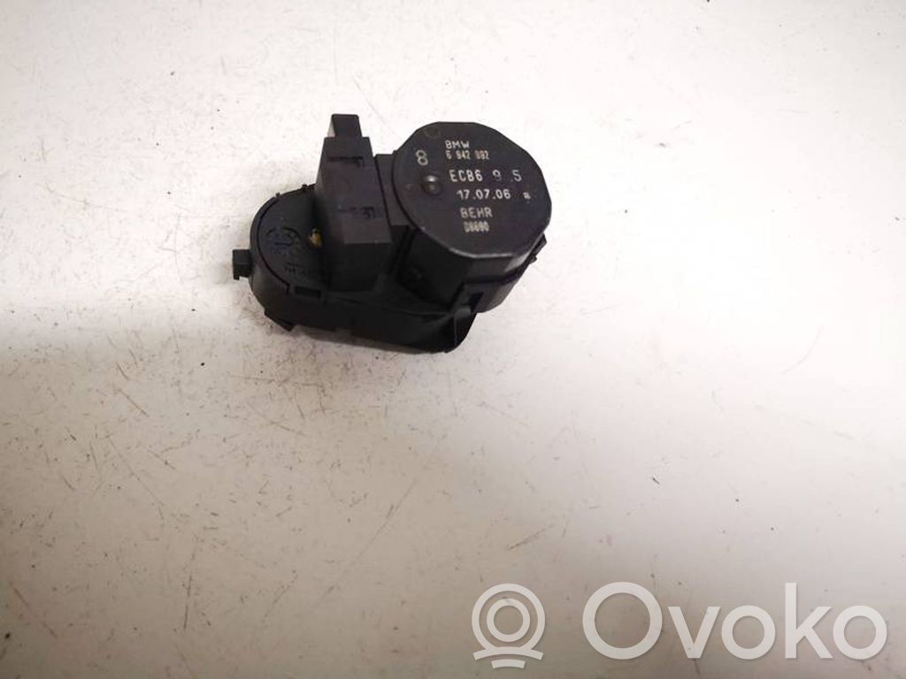 BMW 5 E60 E61 Motor/actuator clapetă aer 