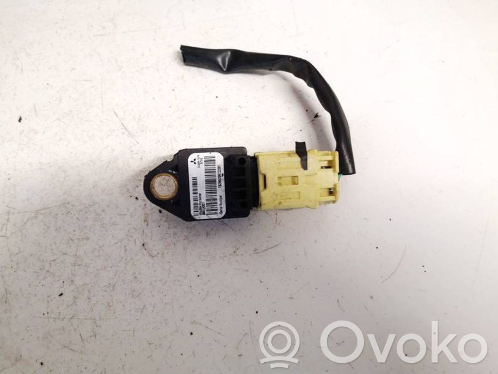 Sensor impacto/accidente para activar Airbag   8651A001,8651A001