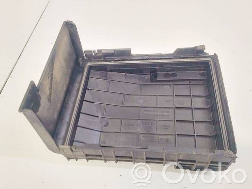 Volkswagen PASSAT B7 Cutie baterie 