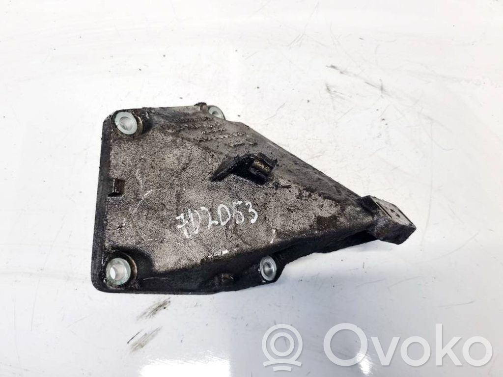 Engine mounting bracket   4B0199307E,4B0199307E
