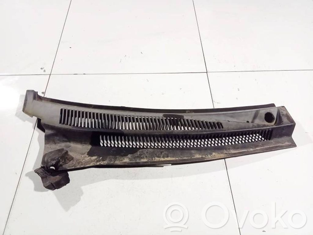 Jeep Grand Cherokee (WK) Apărătoare ștergătoare 