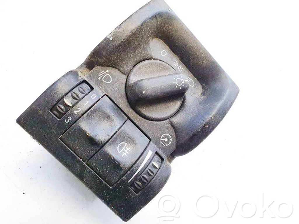 Opel Vectra B Interrupteur d’éclairage 