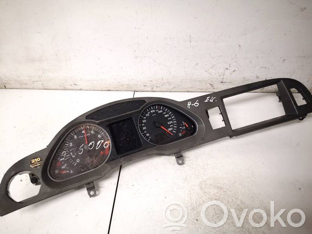 Audi A6 S6 C6 4F Tachimetro (quadro strumenti) 