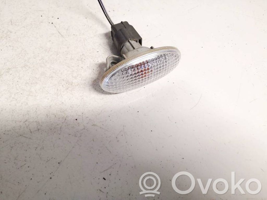 Mazda 5 Front fender indicator light 