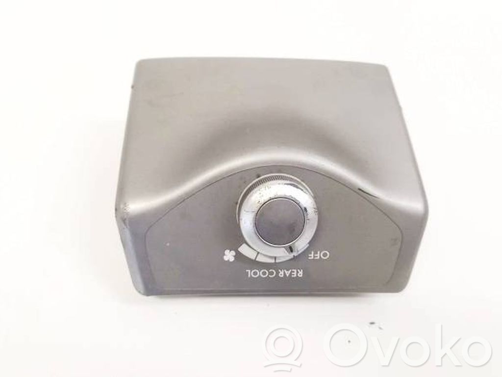 Subaru B9 Tribeca Climate control unit 