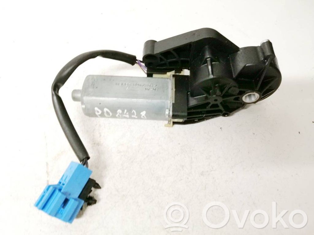 Mercedes-Benz CLS C219 Motor reglare scaun 