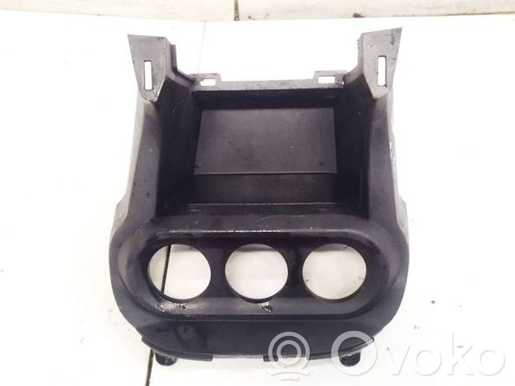 Mitsubishi Lancer X Otros repuestos del interior 
