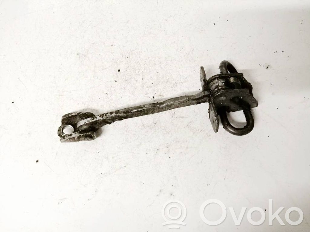Opel Corsa C Etuoven pidätin 