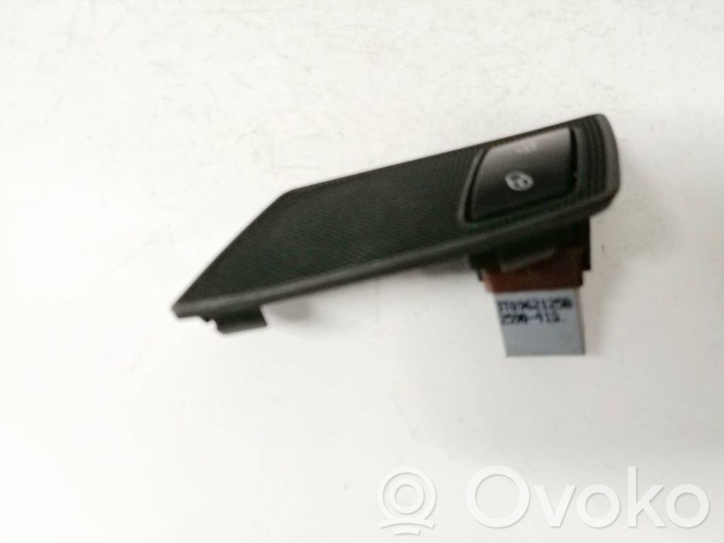 Skoda Superb B6 (3T) Central locking switch button 