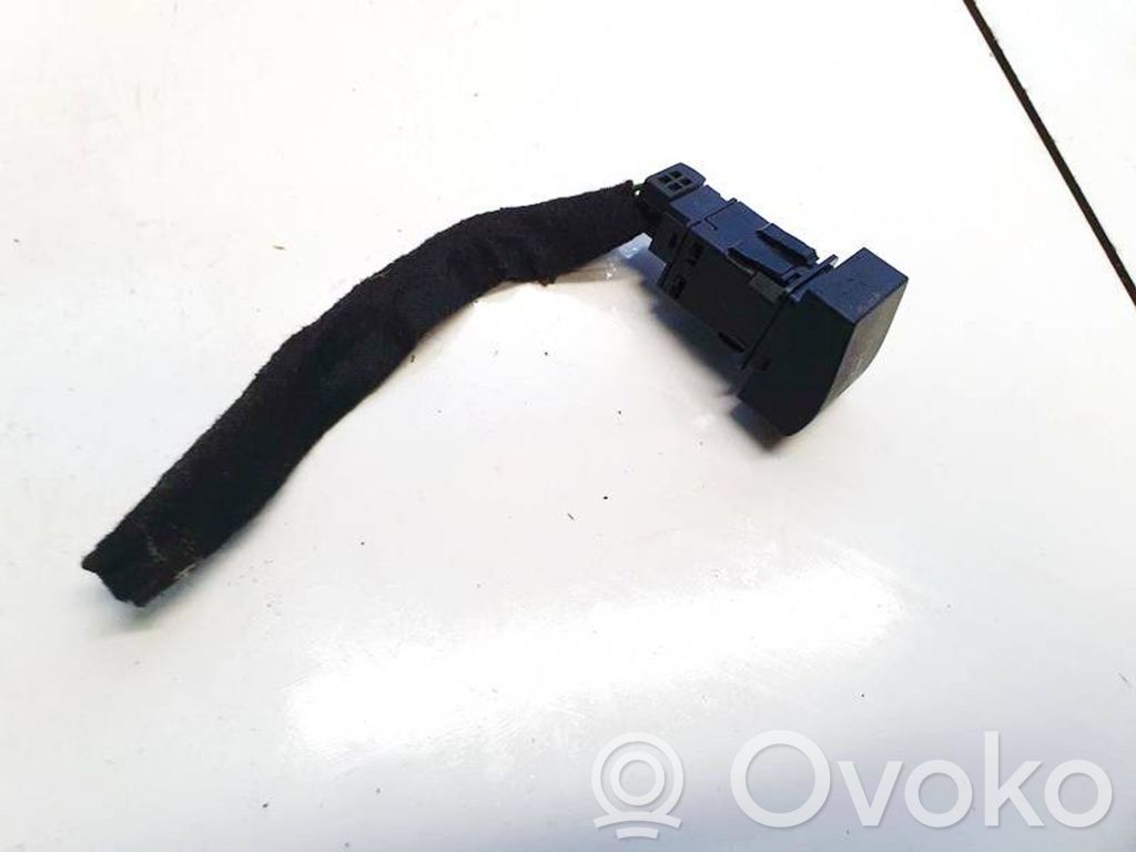 Botón interruptor de bloqueo de puertas   96652390XT,96652390XT