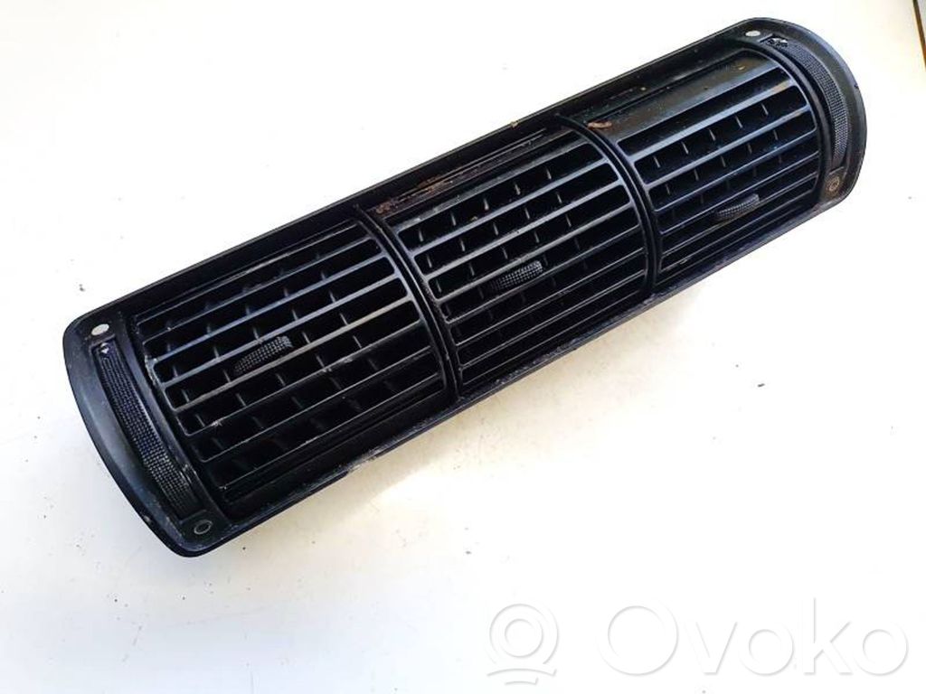 Rejilla de ventilación central del panel   8D0820951,8D0820951