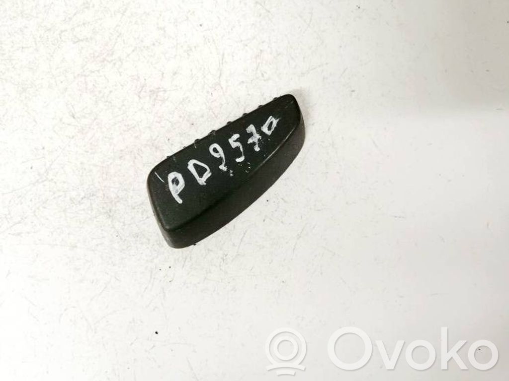 Volkswagen PASSAT B6 Alte piese de interior 