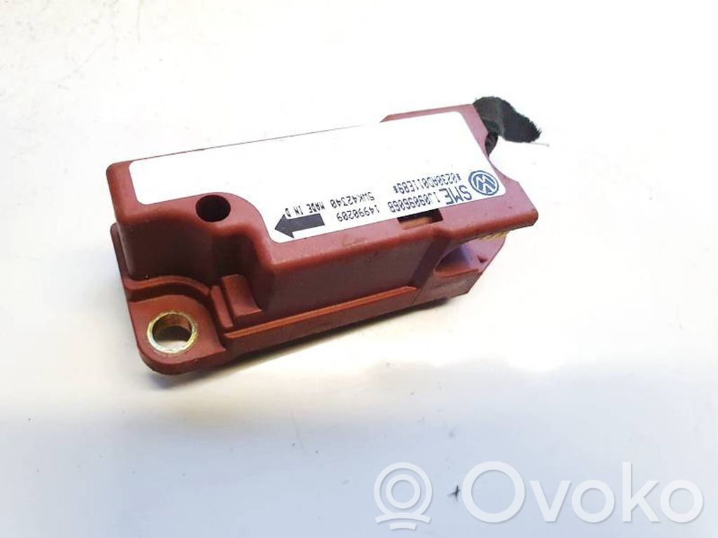 Skoda Octavia Mk1 (1U) Airbagsensor Crashsensor Drucksensor 