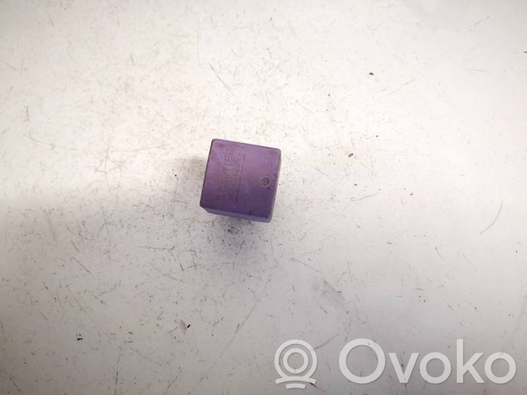 Inne przekaźniki   12V50A03525,12V50A03525