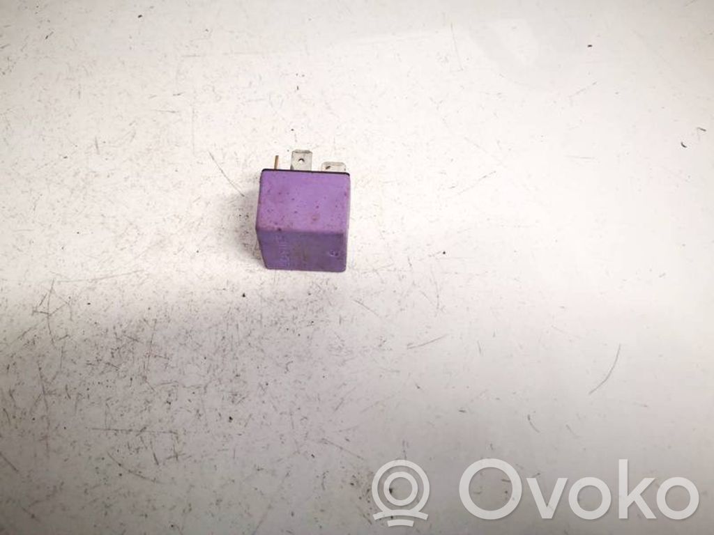 Otros relés   12V50A03525,12V50A03525