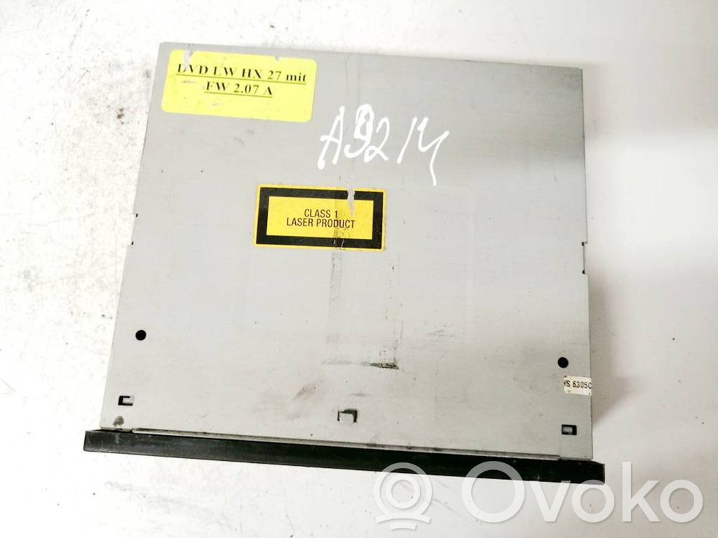 Stacja multimedialna GPS / CD / DVD   4E0919887C,4E0910887L,4E0910887L,4E0919887C