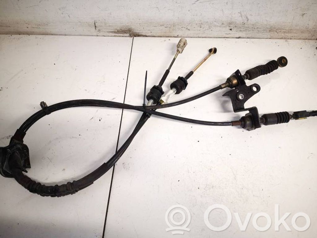 Volvo S40, V40 Gear shift cable linkage 
