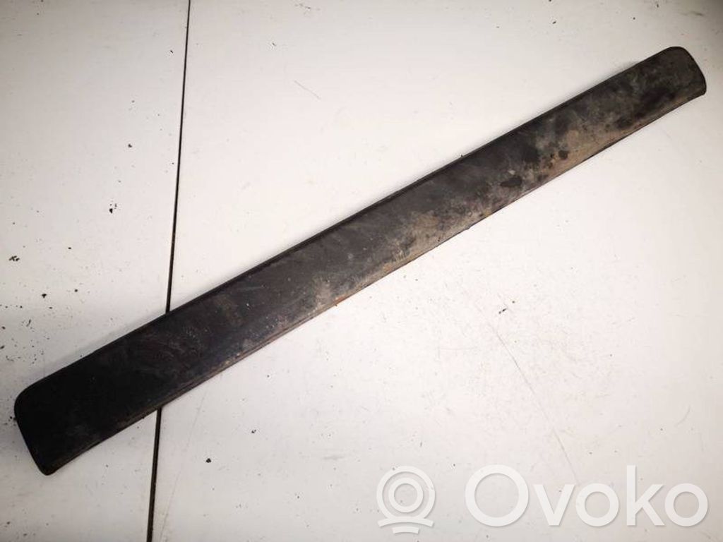 Toyota Corolla E120 E130 Listwa progowa przednia 