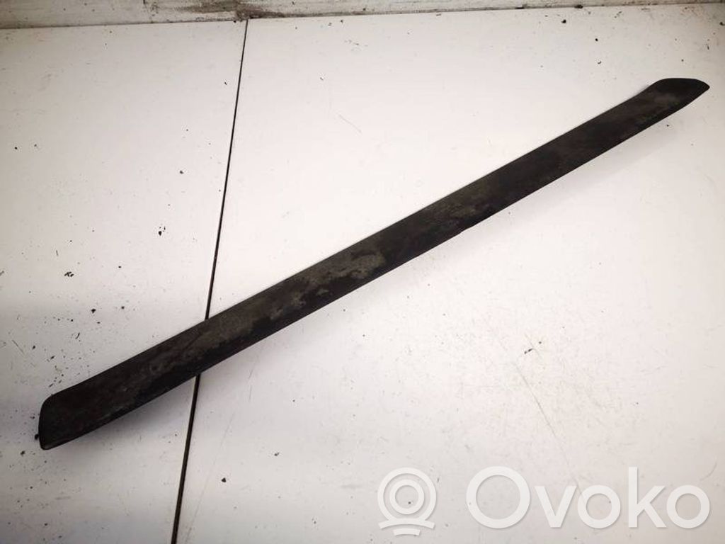 Toyota Corolla E120 E130 Garniture marche-pieds avant 